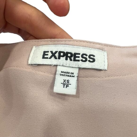 3 for $30! Express pink chiffon blouse - Picture 3 of 9